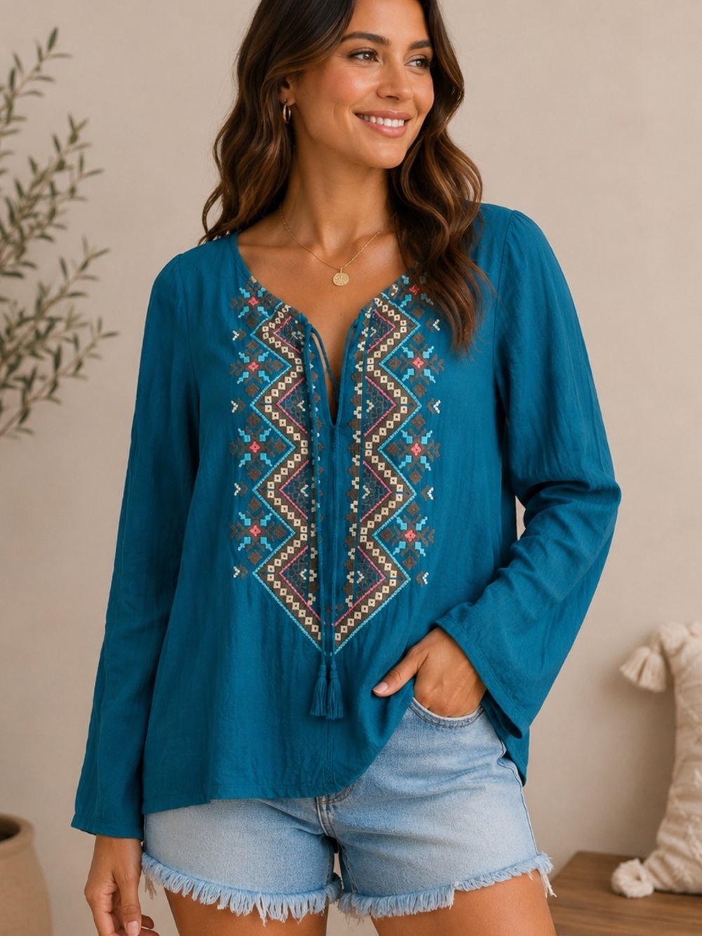 Roper Teal Long-Sleeve Embroidered V-Neck Tunic